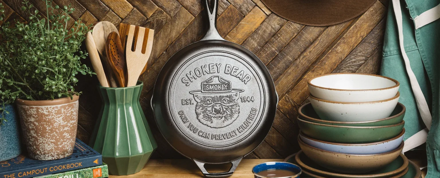 Lodge Cast Iron | USA Made Cookware, Bakeware, Pans & More 3